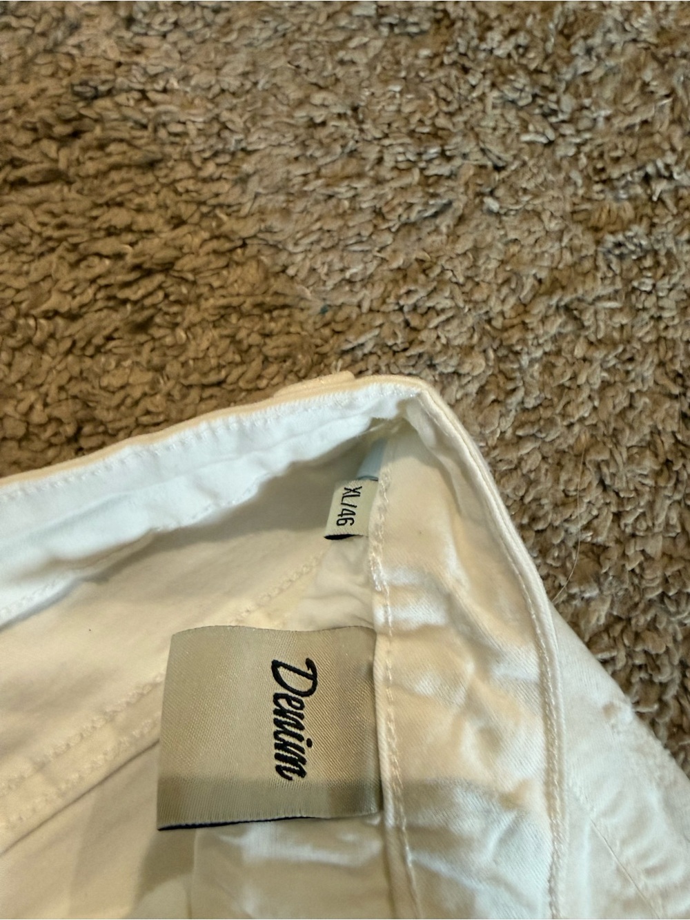 Q2 White Denim Ankle Jeans